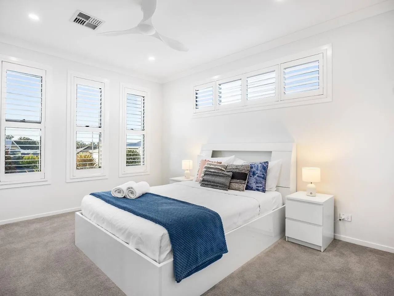 Luxury Golf Course Home With Theater At Cannon Hill Brisbane Nyaraló