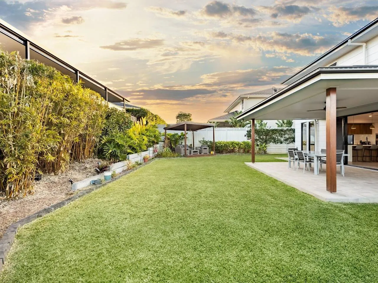 Luxury Golf Course Home With Theater At Cannon Hill ブリスベン 0*,